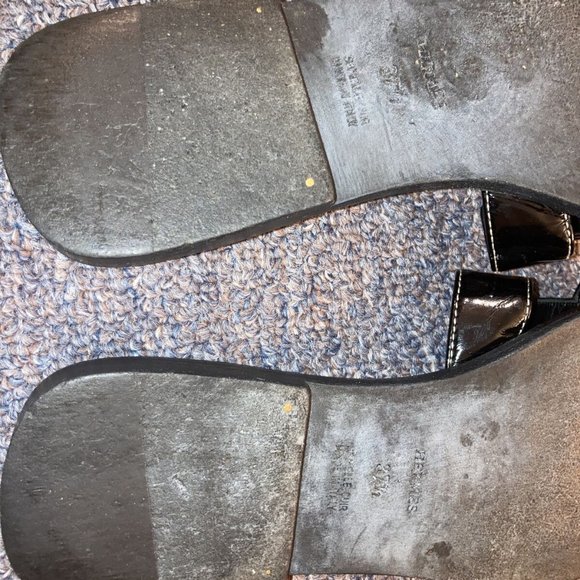 🌺Hermes black patent leather flat sandals 37.5🌺 - Picture 6 of 11